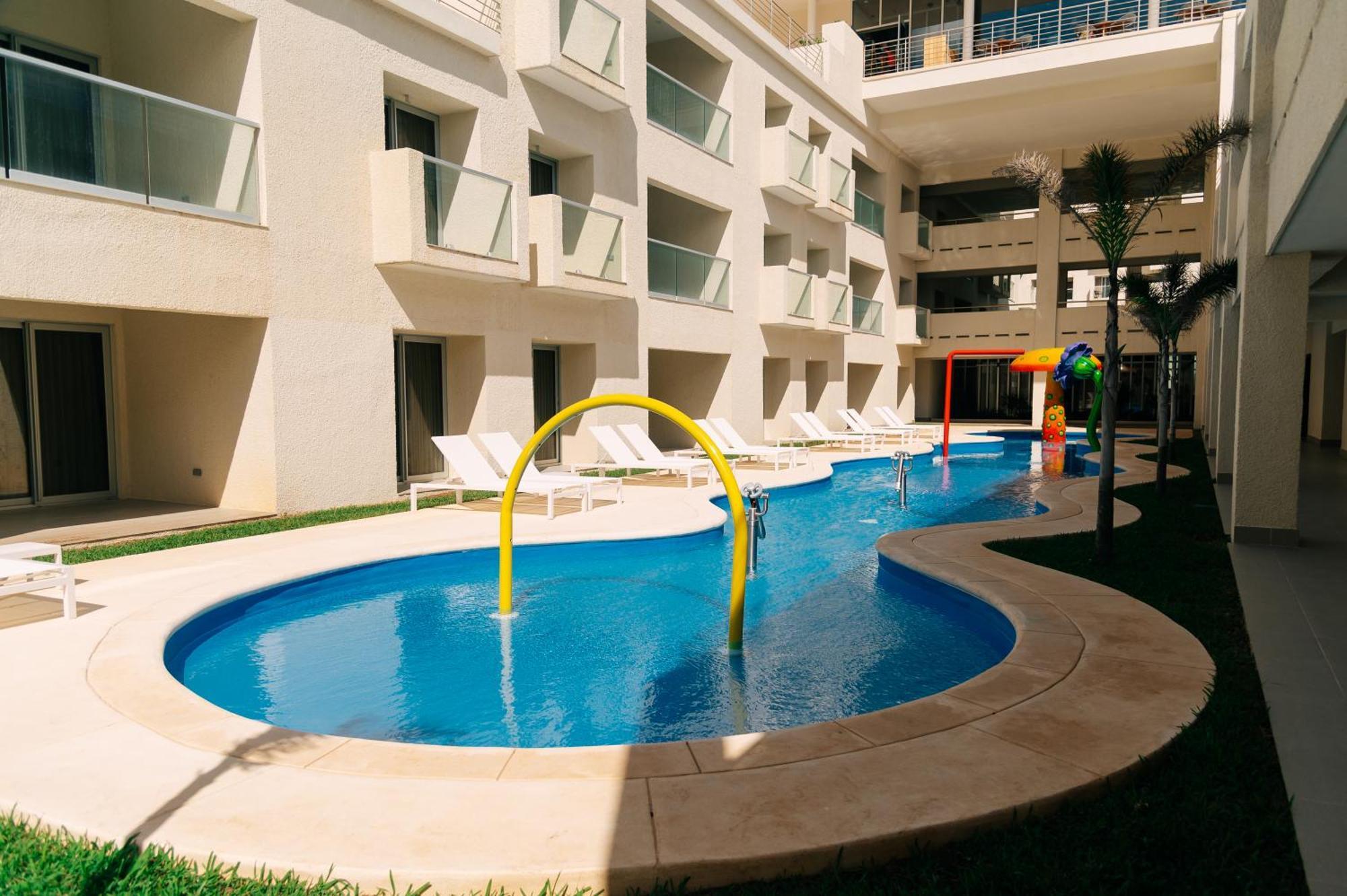Casa In Yaakumech Aparthotel Cancún Exteriör bild